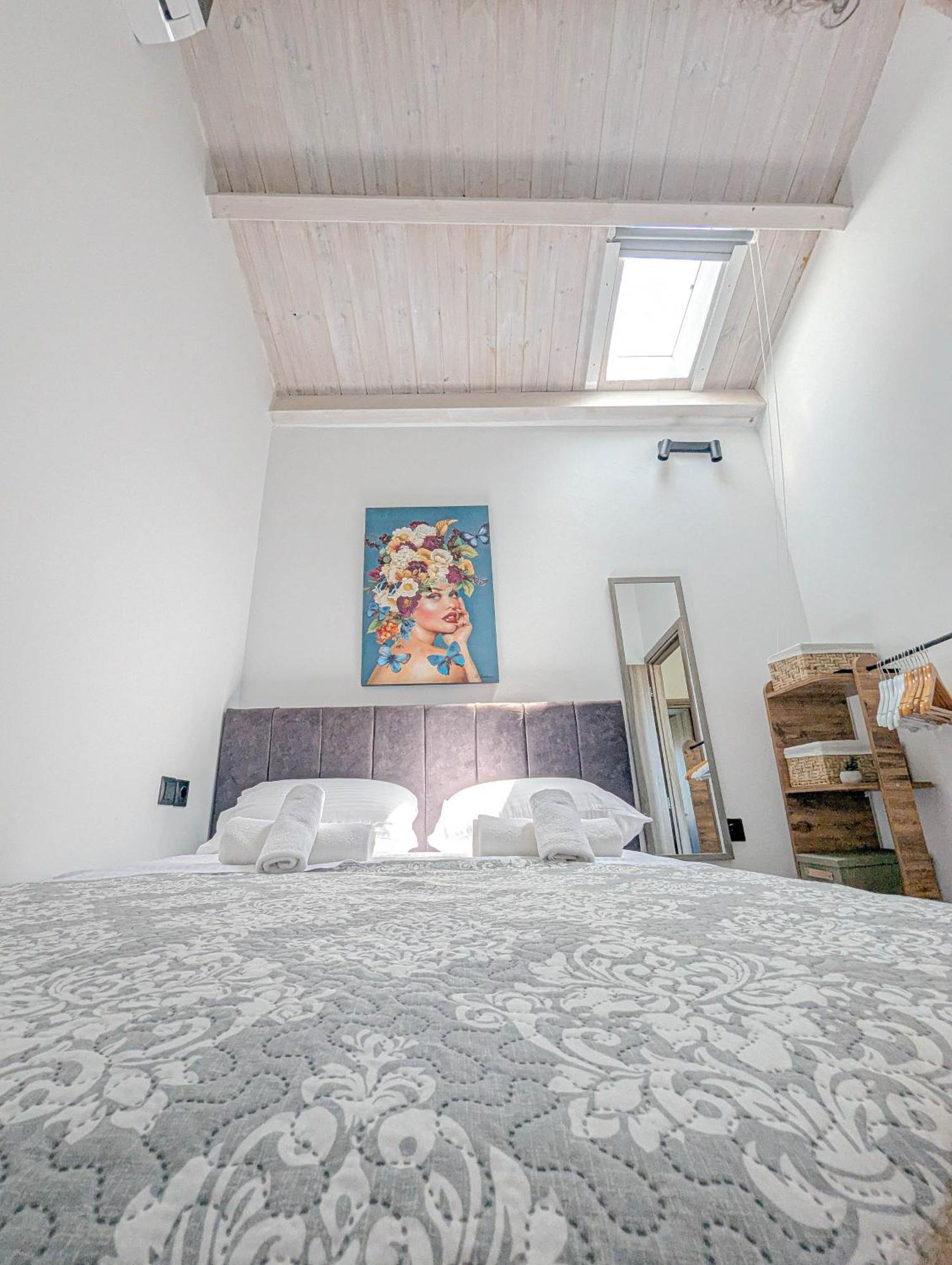 Ionian Pearl And Appartement Corfu (city)