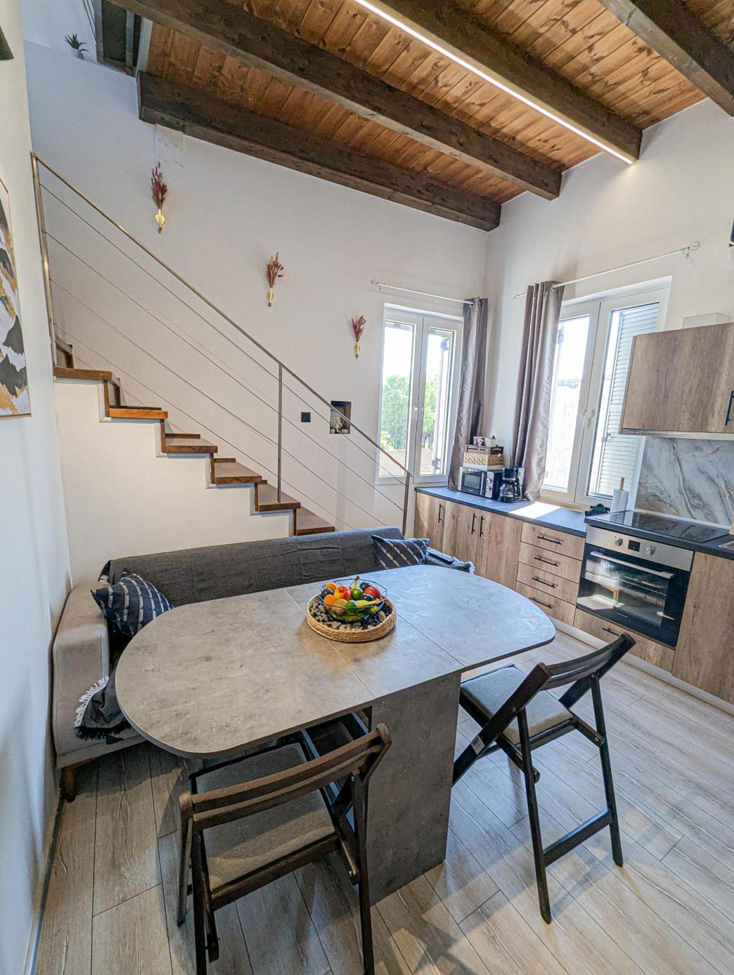 Ionian Pearl And Appartement *